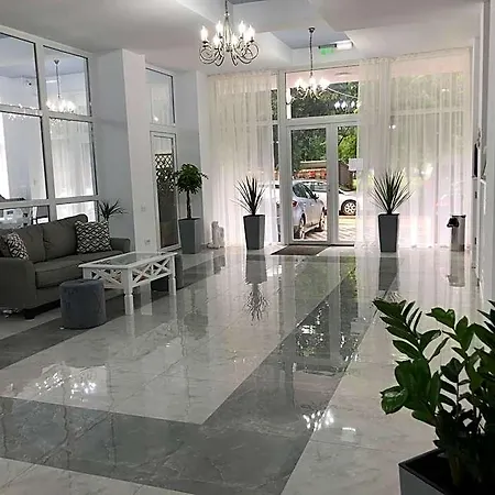 Hotell Tadora 3*